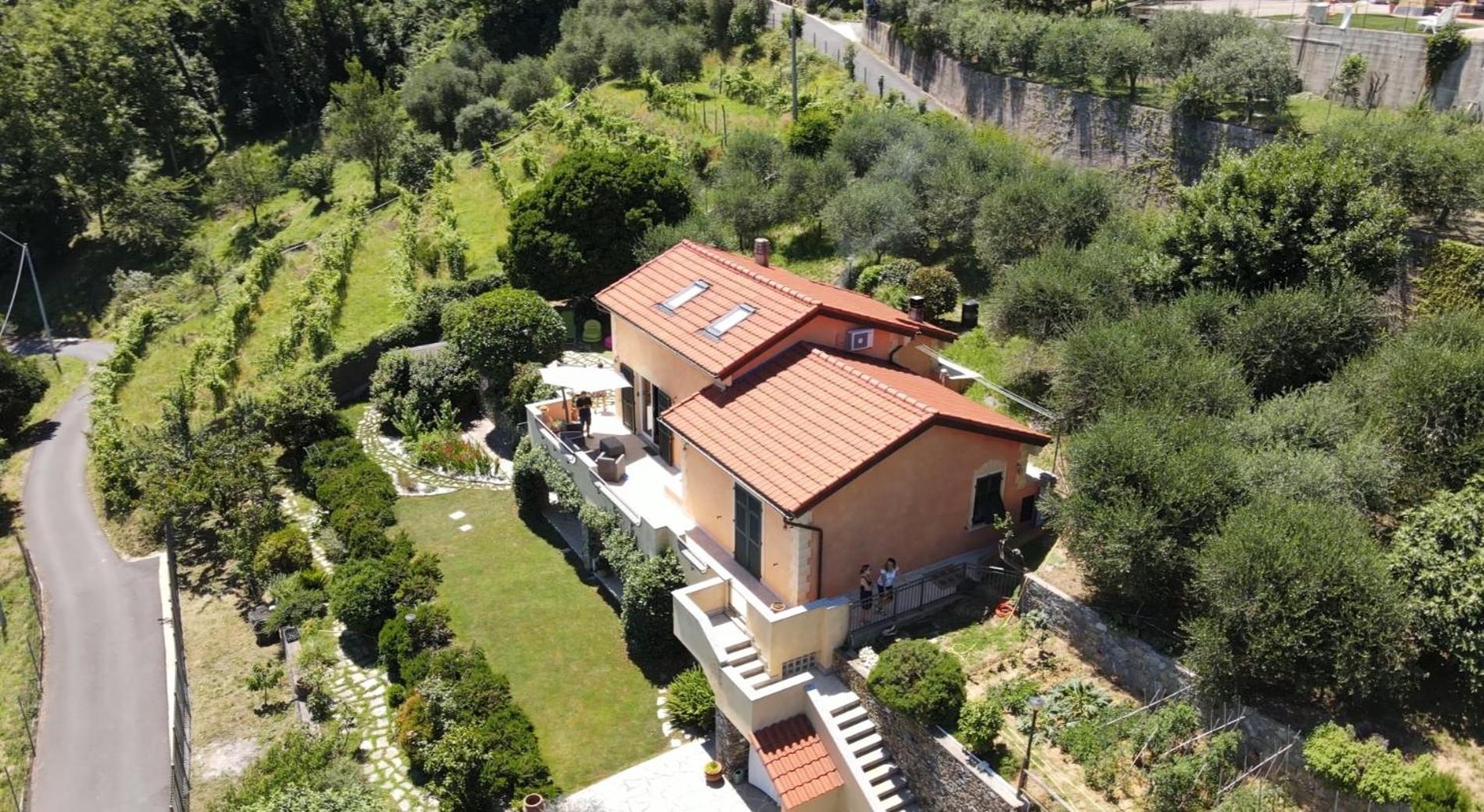 Villa Claudia Quiliano Exterior photo
